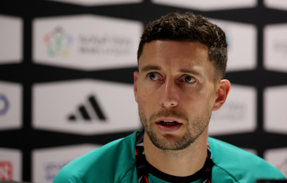 毕尔巴鄂竞技训练开放日，转会期造点机会引欢呼，CBA季后赛在即，资深球员宣示担当的简单介绍