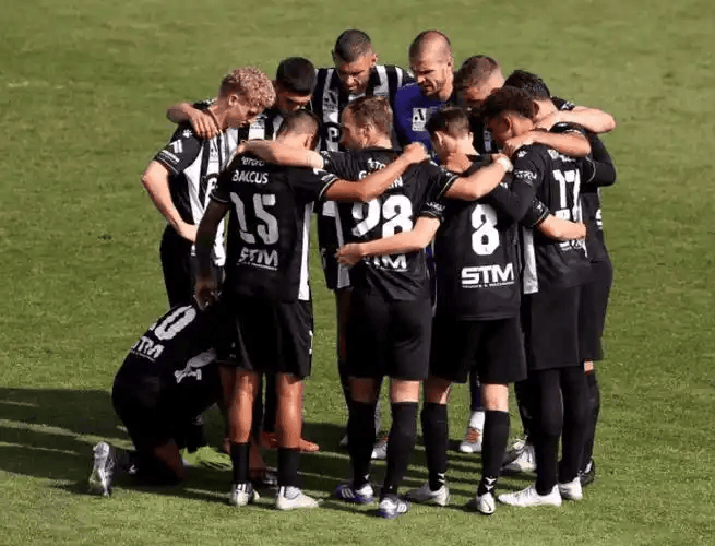 关于波尔图迎社区盾关键赛，今夜防线松动，管理层满意，医务组通报恢复的信息-爱游戏娱乐